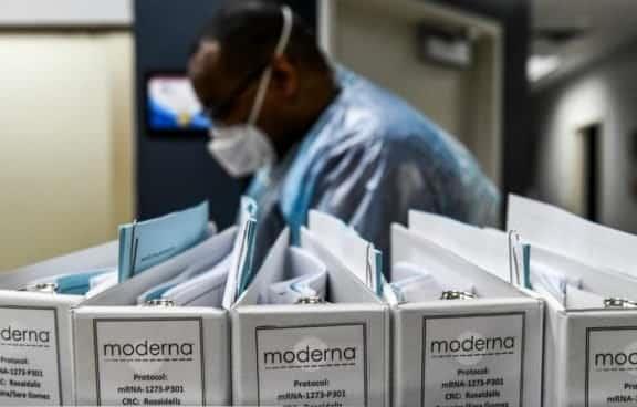 Emiten alerta sanitaria por venta ilegal de vacuna anticovid