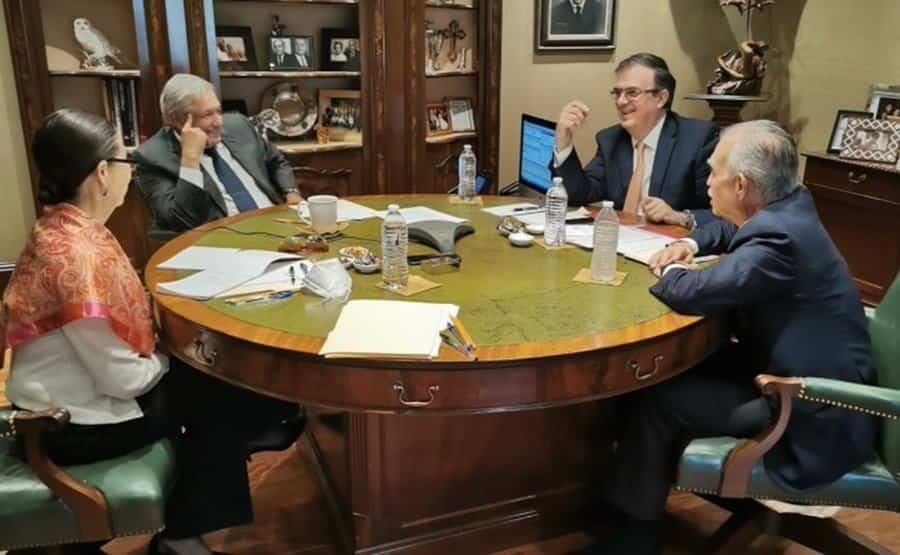 Confirma AMLO que tiene Covid