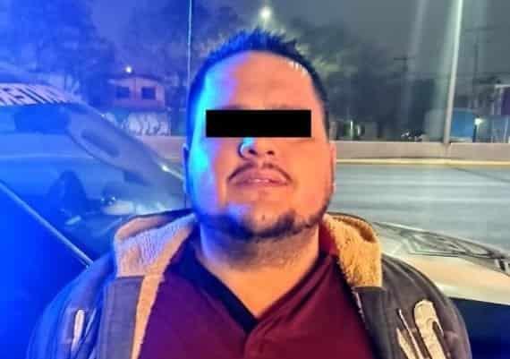 Detienen a un automovilista con droga