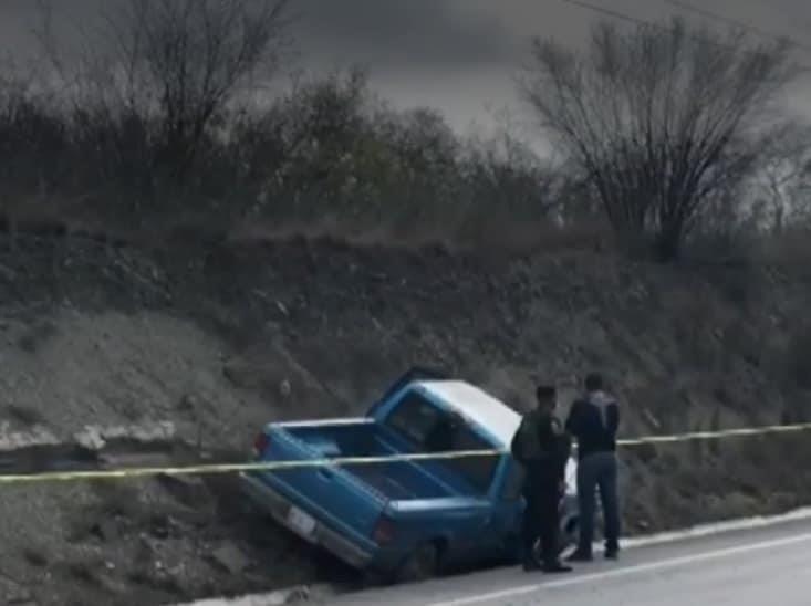 Muere automovilista mientras manejaba
