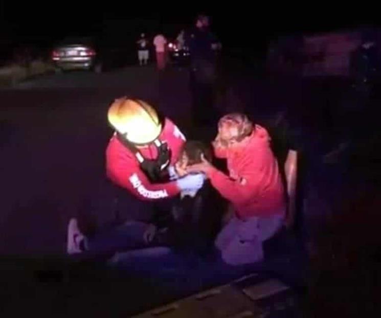 Mueren dos adolescentes en volcadura Mueren dos adolescentes en volcadura