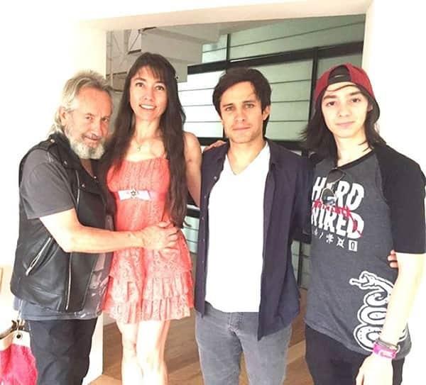 Gael García Bernal no quiso ver a su papá: Bella de la Vega
