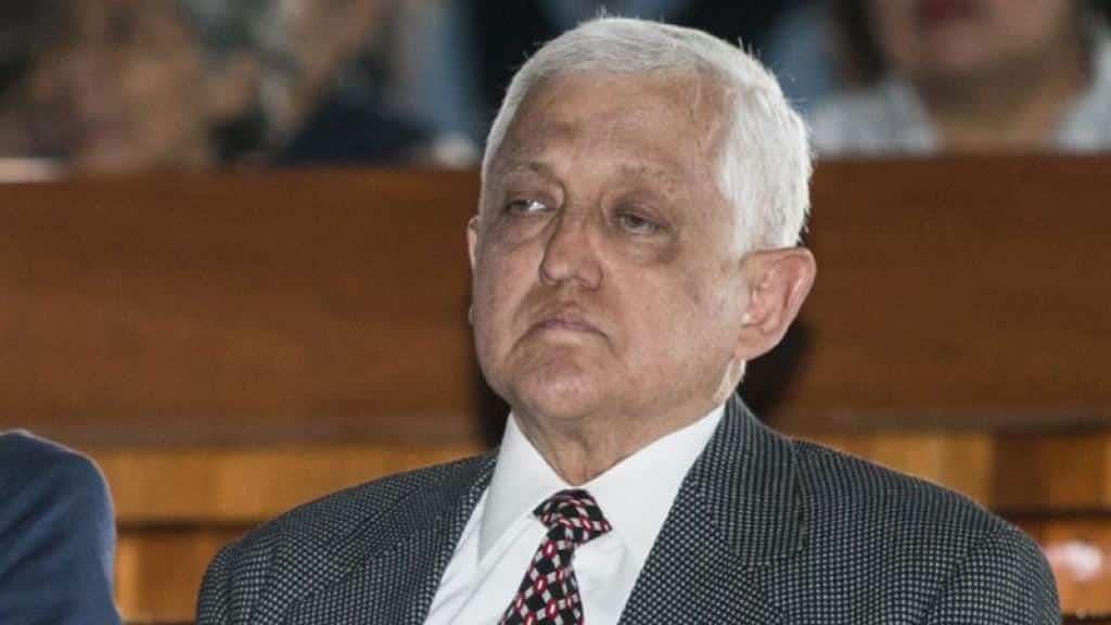 Eduardo Moreno Laparade continúa en terapia intensiva