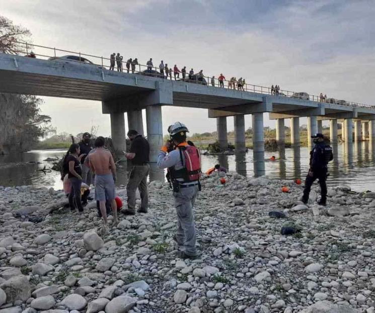 Mueren 2 ahogados al andar de pesca