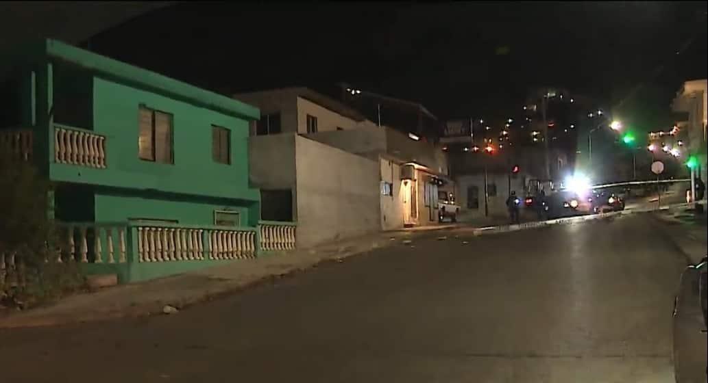 Balean a dos jóvenes y los dejan graves