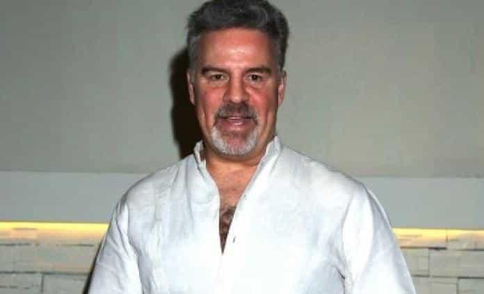 Ari Telch intentó en vano hacerse la prueba del Covid-19