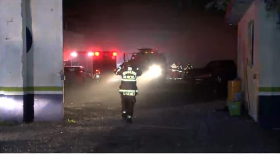 Arde taller mecánico en San Nicolás