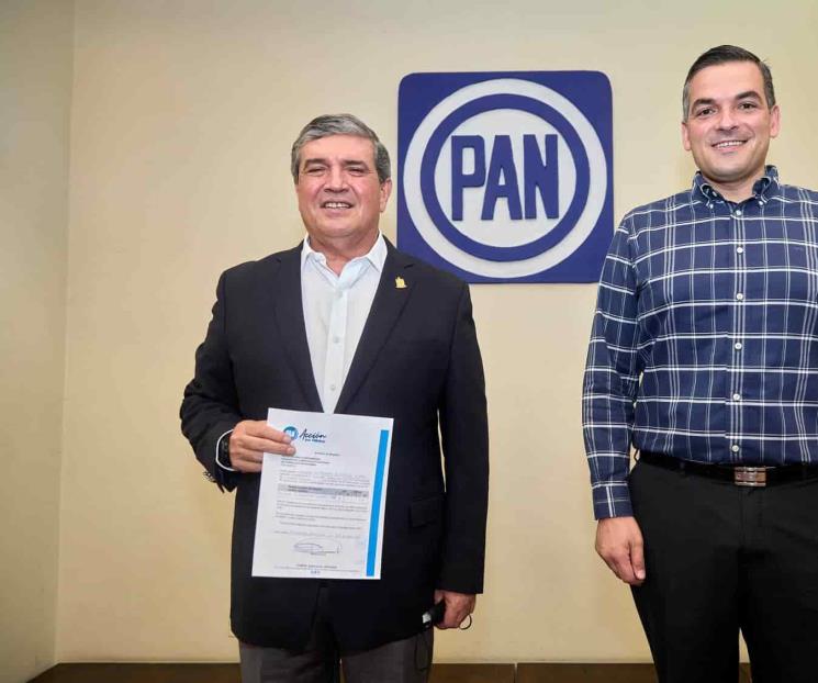 Renuncia Manuel González para buscar diputación con el PAN Renuncia Manuel González para buscar diputación con el PAN