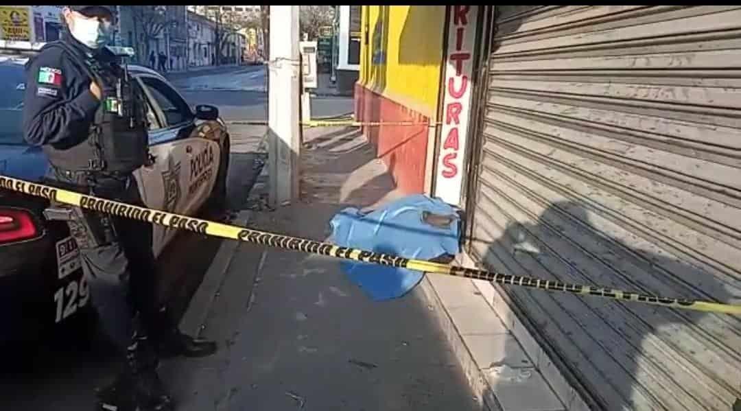 Encuentran a hombre sin vida en Centro de Mty Encuentran a hombre sin vida en Centro de Mty
