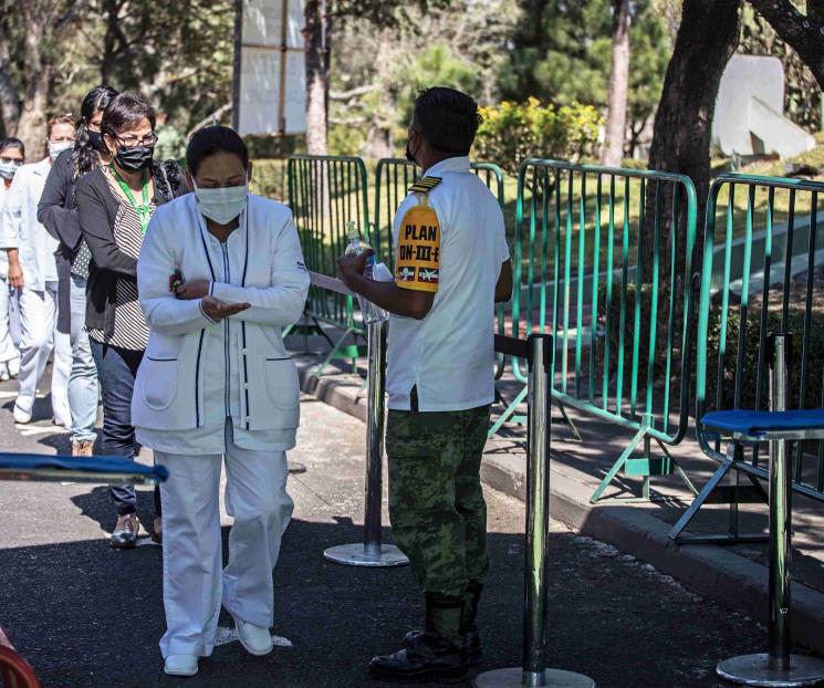 Justifican función de servidores de la 4T en vacunación Justifican función de servidores de la 4T en vacunación