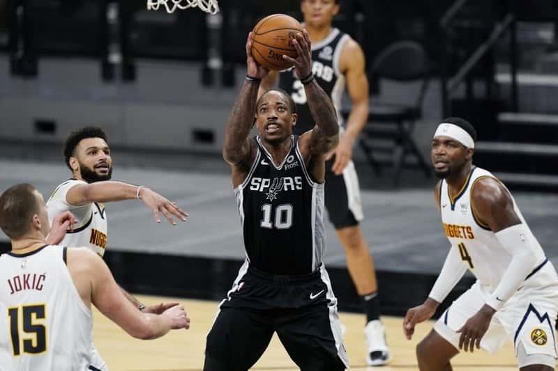 Spurs cortan la racha de Nuggets