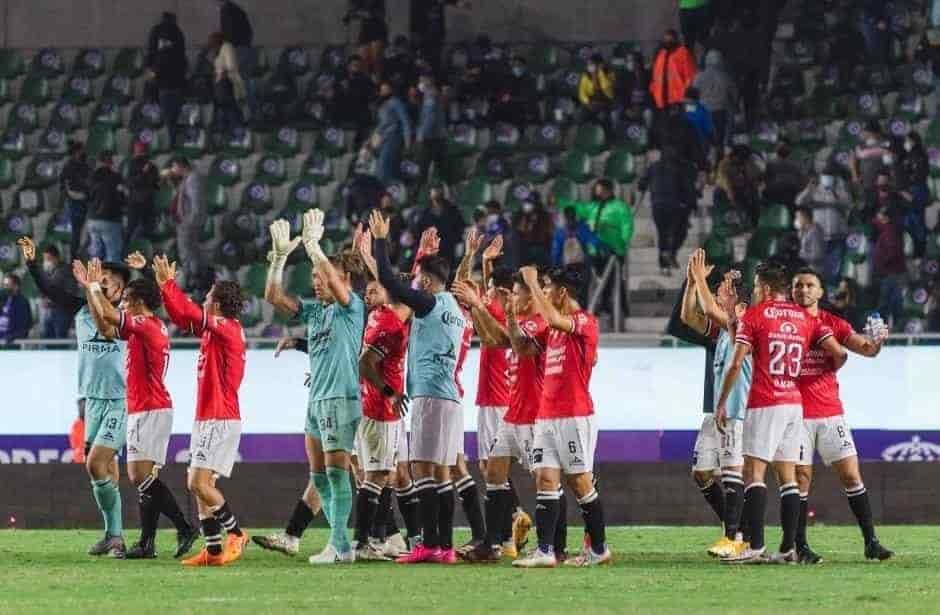 Con afición, Mazatlán vence al Pachuca
