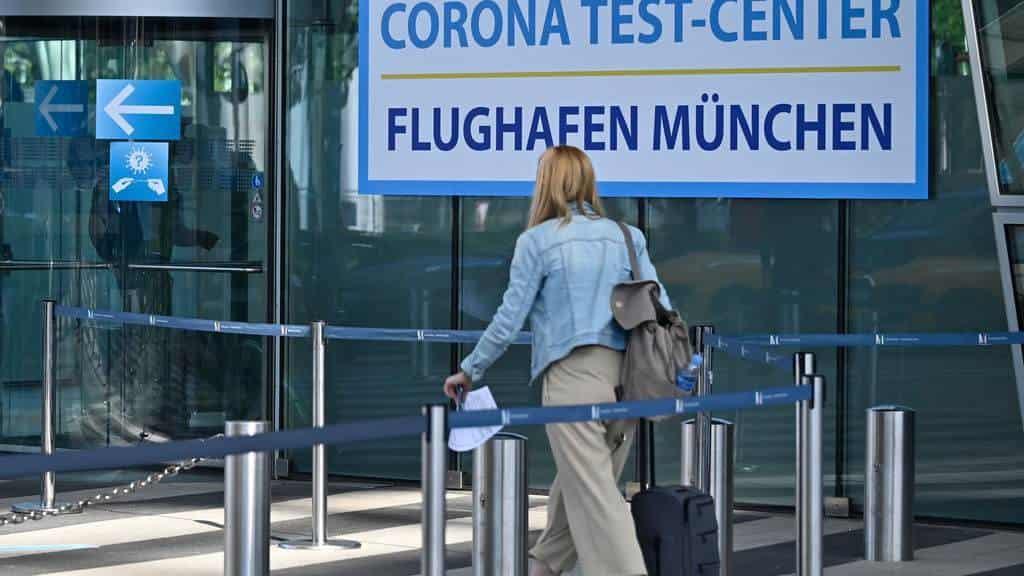 Apoyos anti Covid-19 dejarán más endeudado al mundo: FMI