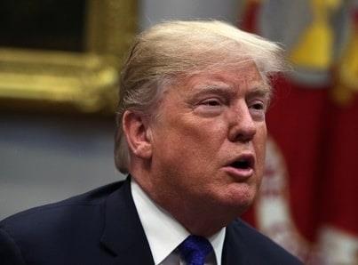Trump nombra nuevos abogados para defensa en juicio político