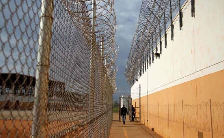 Muere por Covid mexicano bajo custodia de autoridades en EU Muere por Covid mexicano bajo custodia de autoridades en EU