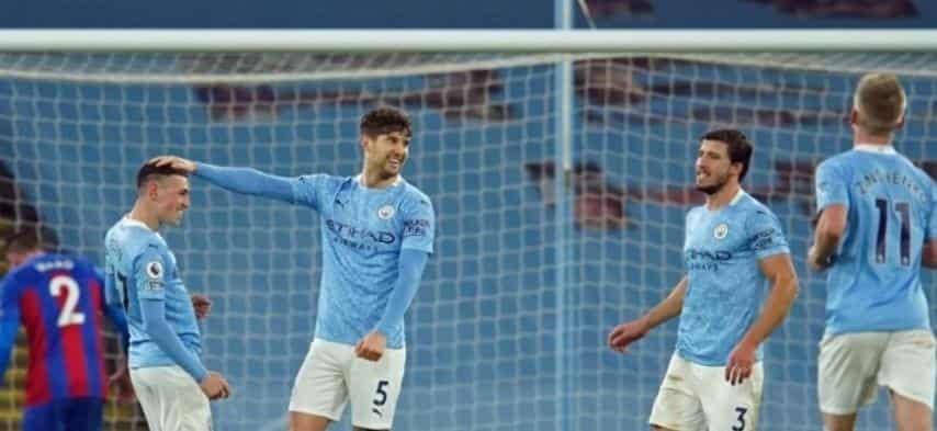 Gana Manchester City y sigue de líder Gana Manchester City y sigue de líder