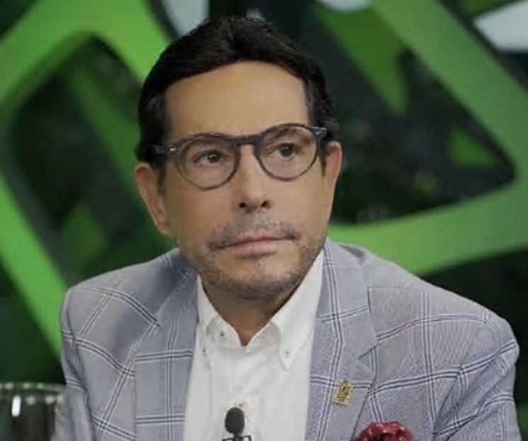 La vacuna te la ponen en lugar de tirarla, dice Origel