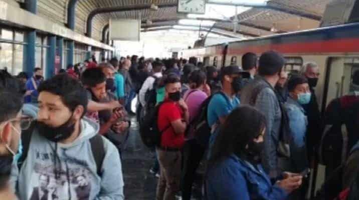Persisten fallas en el Metro