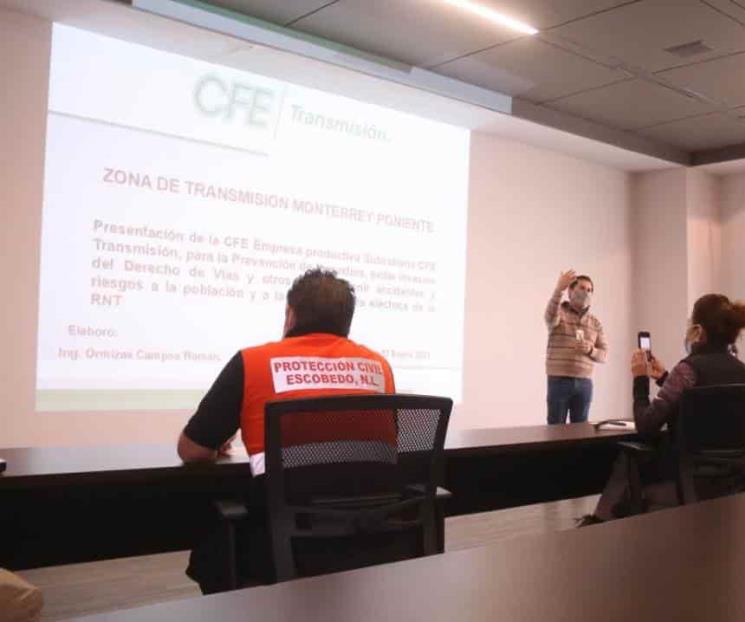 Recibe PC de Escobedo curso de parte de la CFE Recibe PC de Escobedo curso de parte de la CFE