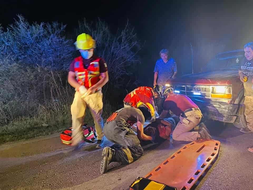 Cuatro personas lesionadas y cuantiosos daños materiales, fue el saldo que dejo el choque