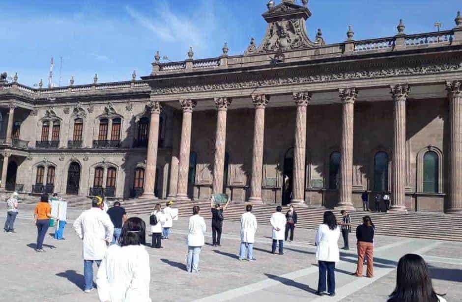 Exigen médicos familiares del IMSS ser vacunados Exigen médicos familiares del IMSS ser vacunados