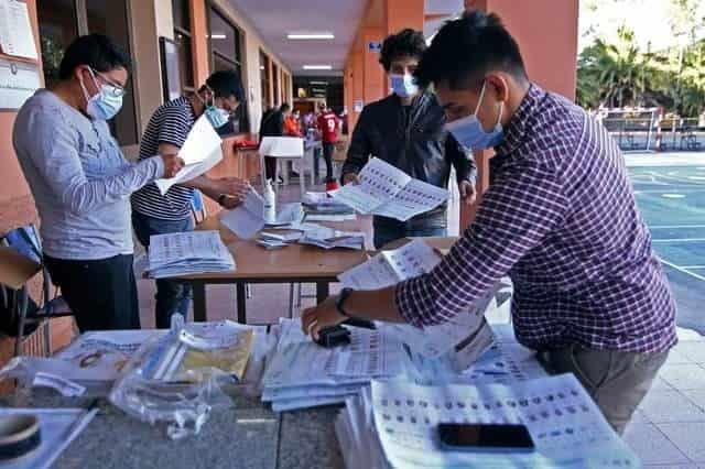 Crece expectativa en Ecuador por resultados del CNE