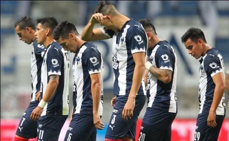Rayados y su dificultad con la ventaja numérica