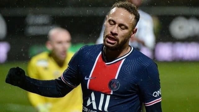 Afirma Neymar que nunca dejará la fiesta Afirma Neymar que nunca dejará la fiesta