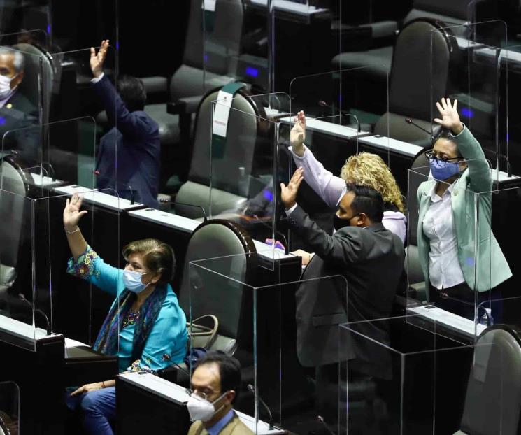 Quiere Morena equiparar fake news con ataques a seguridad