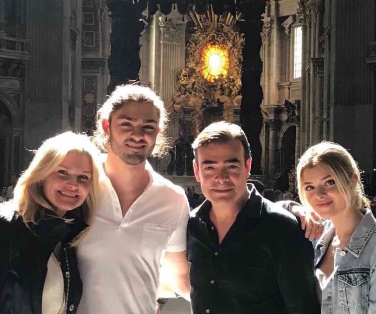 Toño Mauri ya vio a su familia Toño Mauri ya vio a su familia