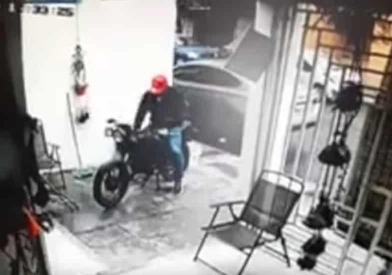 Buscan a banda de ladrones de autos Buscan a banda de ladrones de autos