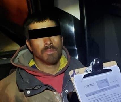 Persecución deja 2 detenidos con droga en Cadereyta Persecución deja 2 detenidos con droga en Cadereyta