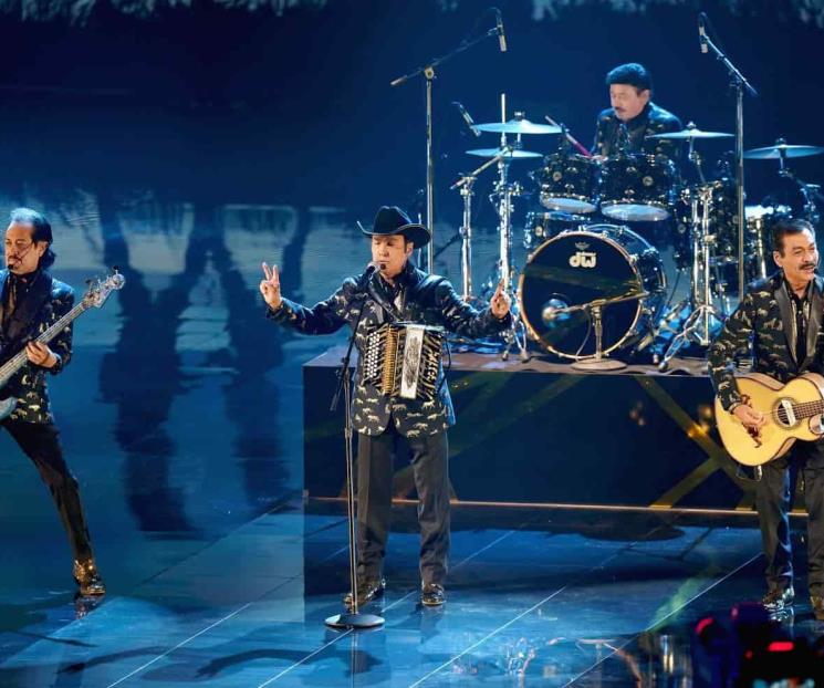 Los Tigres del Norte superan el miedo a lo diferente