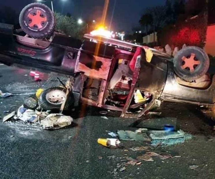 Vuelca en la Carretera Nacional Vuelca en la Carretera Nacional