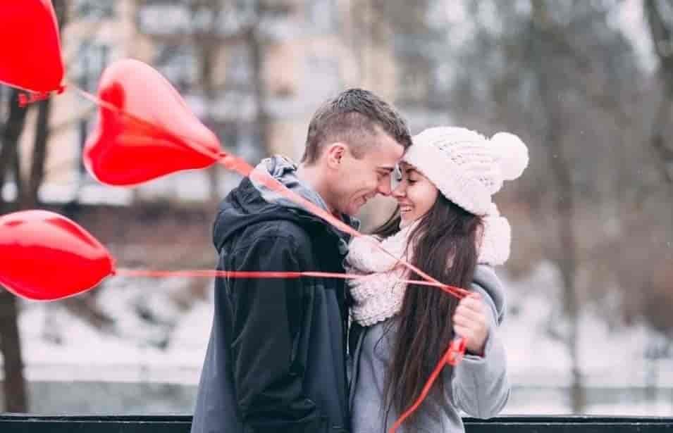Amor en pandemia: memes, apps de citas y comunicación digita
