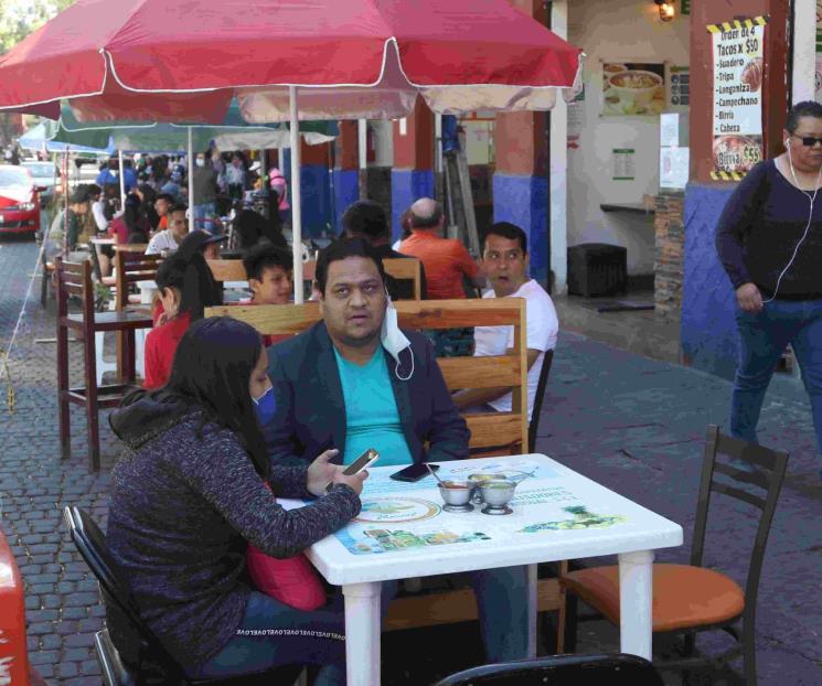 Adelantan festejos del amor y la amistad Adelantan festejos del amor y la amistad