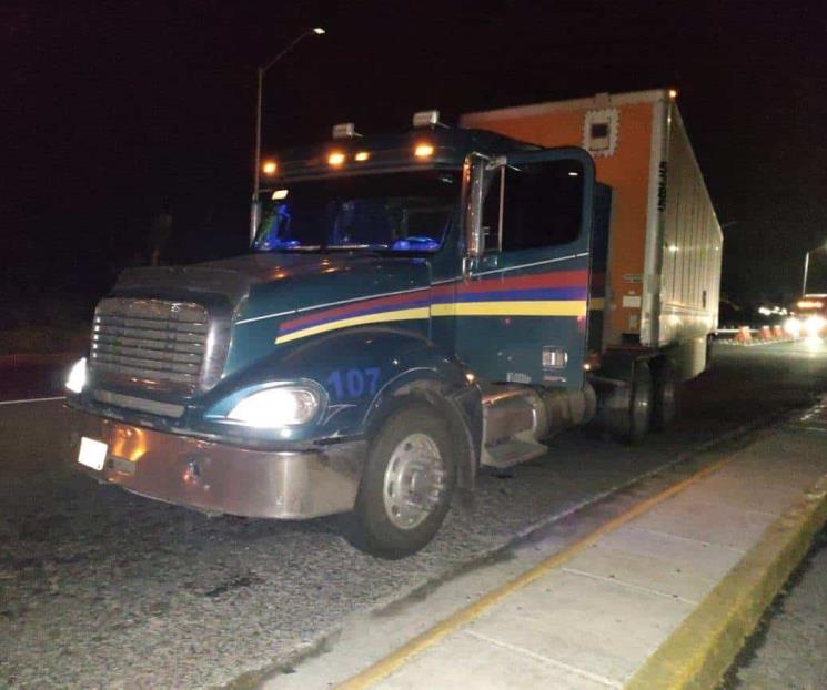 Detectan a indocumentados en tráiler