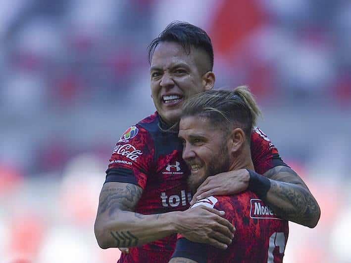 El Diablo mete su cola