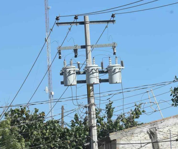 CFE restablece servicio de electricidad al norte y noreste CFE restablece servicio de electricidad al norte y noreste