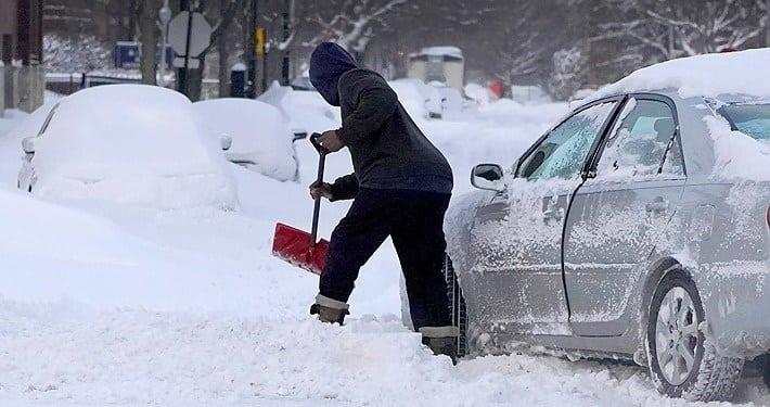 Deja tormenta invernal varios muertos en su avance por EU