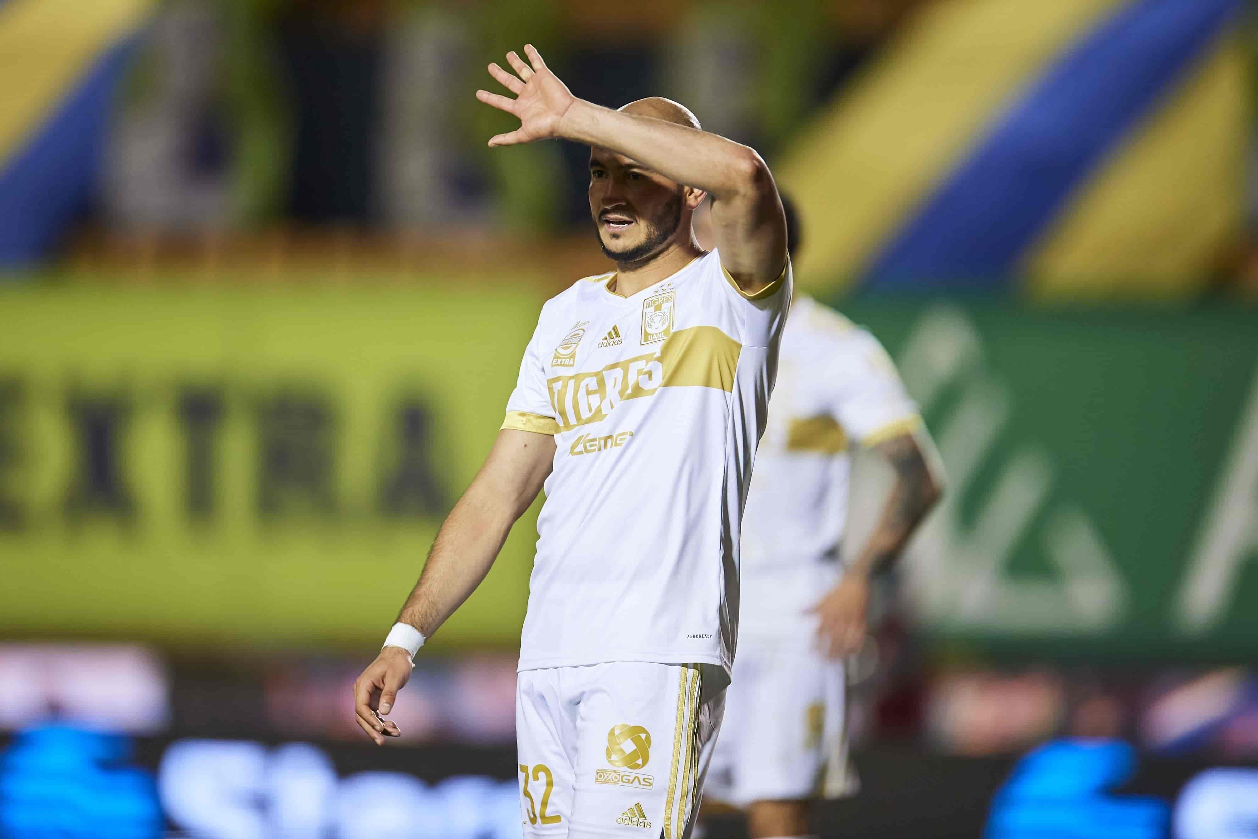 Cae Tigres 2-0 ante Cruz Azul