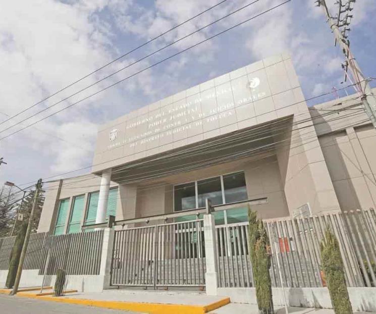 Acusa empleada que magistrado en Toluca la dejó sin trabajo Acusa empleada que magistrado en Toluca la dejó sin trabajo