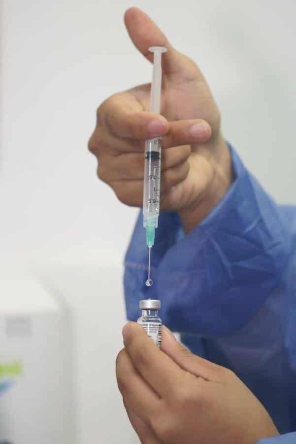 Acaparan 10 países 75% de vacunas Acaparan 10 países 75% de vacunas
