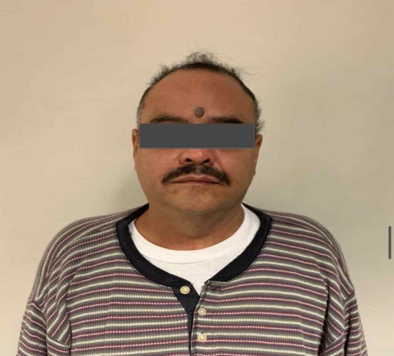 Dos detenidos y el aseguramiento de un arma de fuego, droga, cartuchos hábiles y otros objetos, fue el resultado del cateo