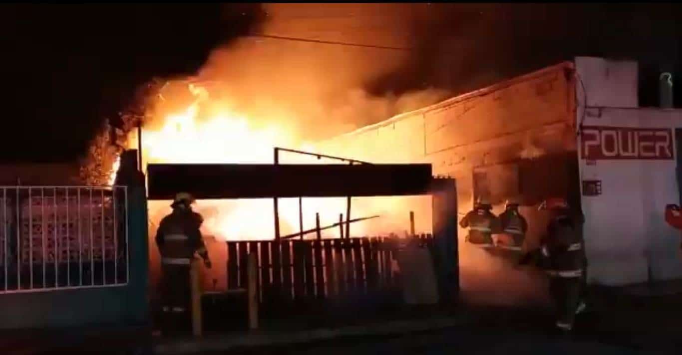 Reportaron el incendio de un casa de madera en la Moderna