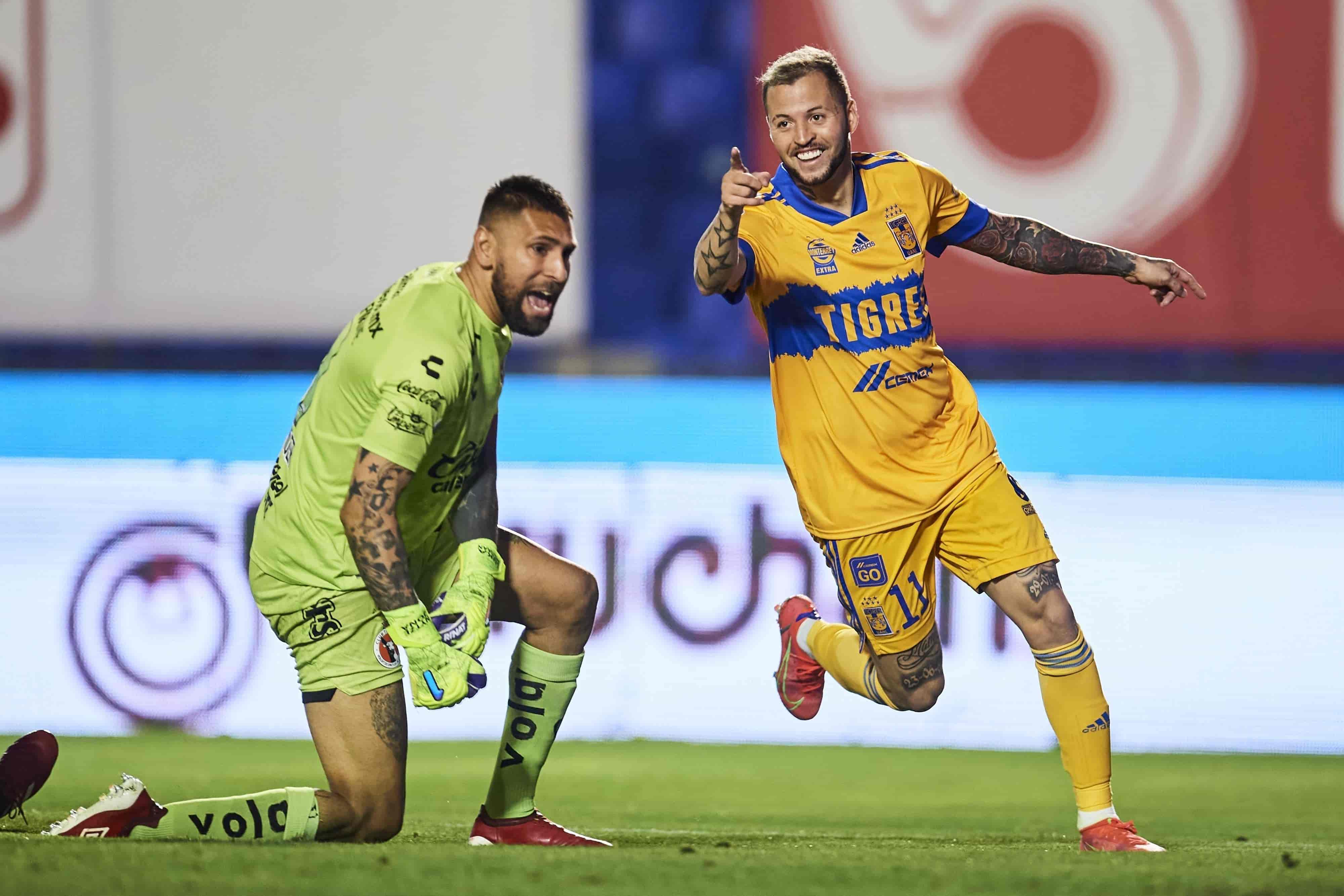 Vence Tigres 3-2 a Tijuana