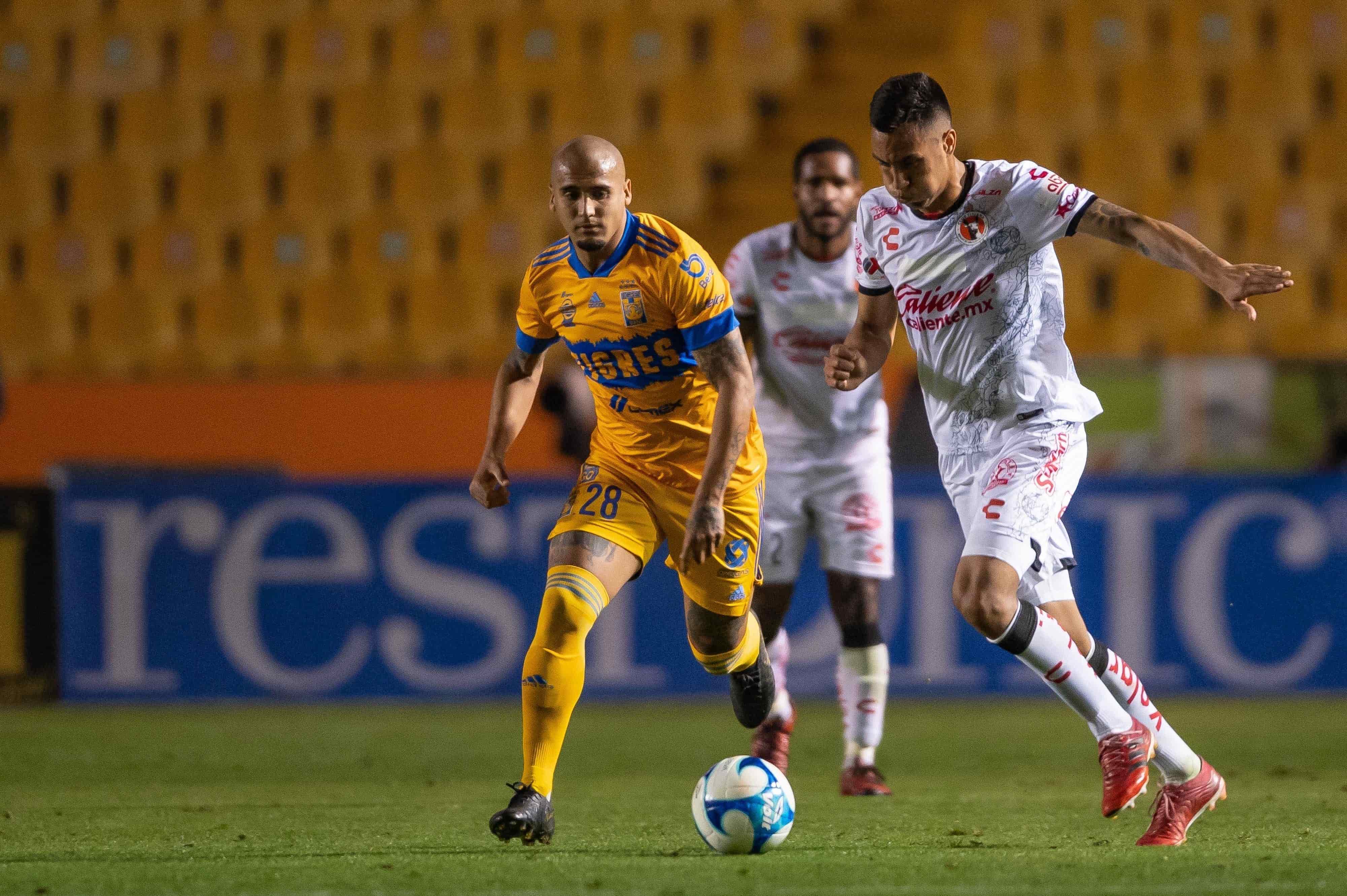Vence Tigres 3-2 a Tijuana