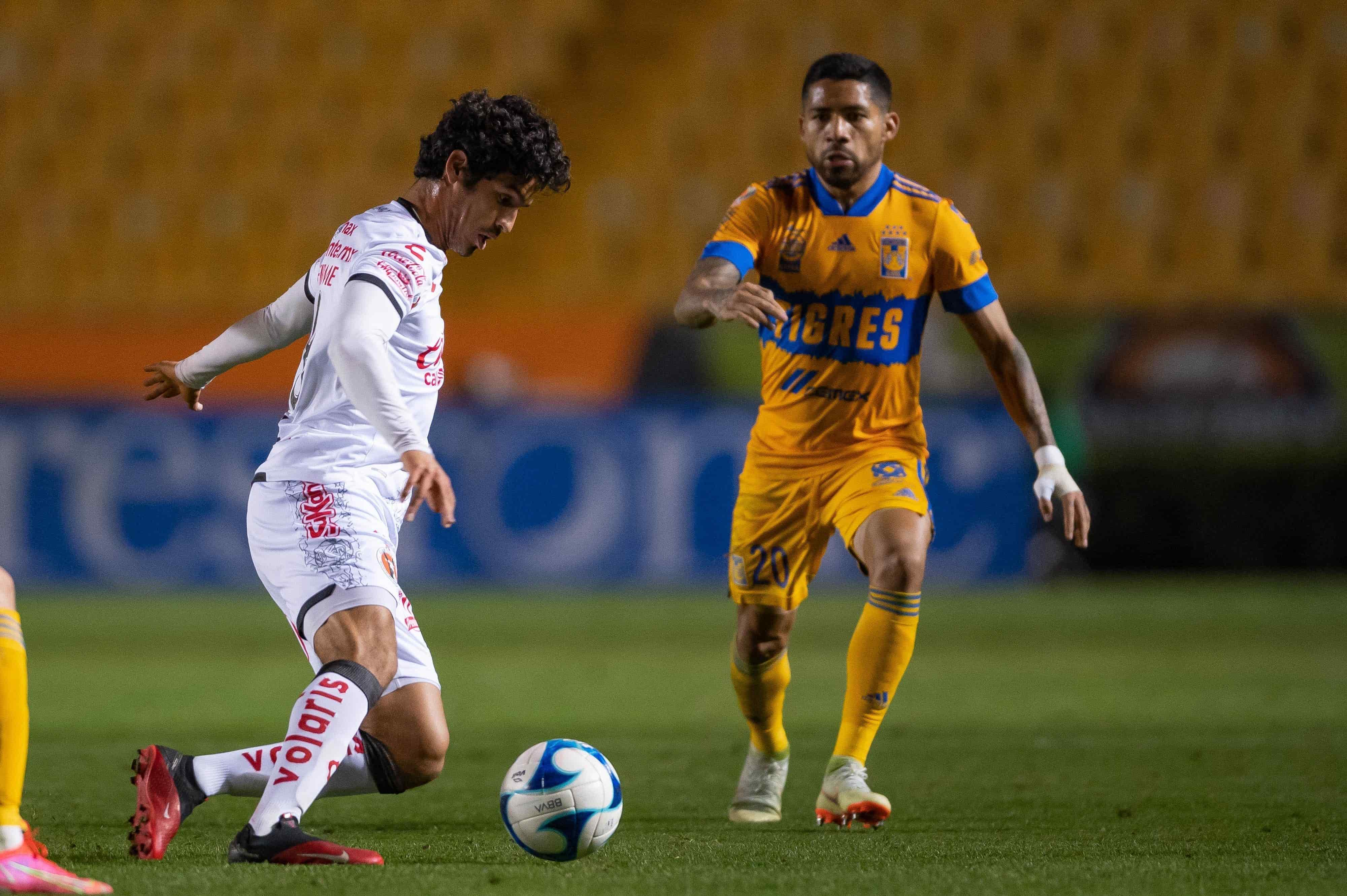 Vence Tigres 3-2 a Tijuana