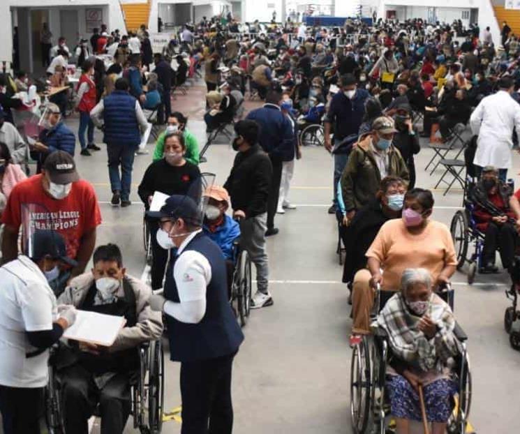 México acumula 180 mil 536 muertes por Covid-19 México acumula 180 mil 536 muertes por Covid-19