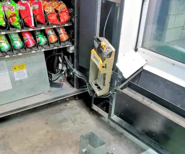 Saquea máquina expendedora Saquea máquina expendedora